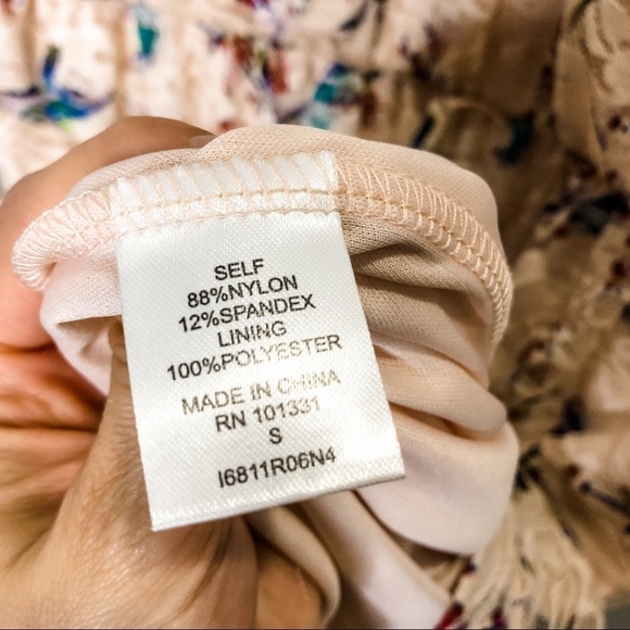 🦋🌙 CHARLOTTE RUSSE | Pink Floral Lace Dress - Picture 7 of 7